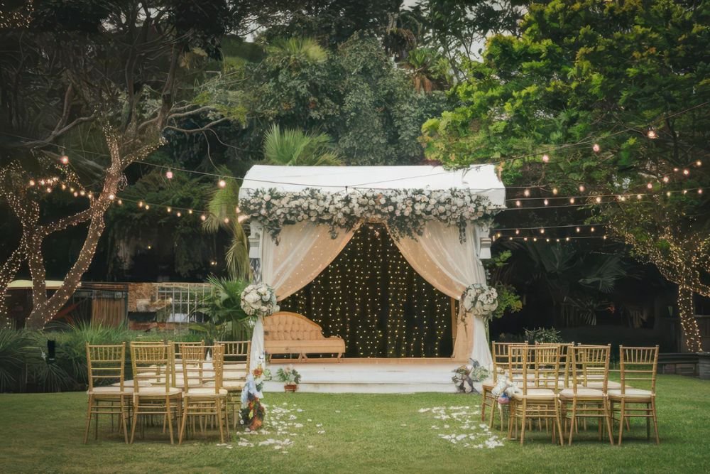 Outdoor-Weddings